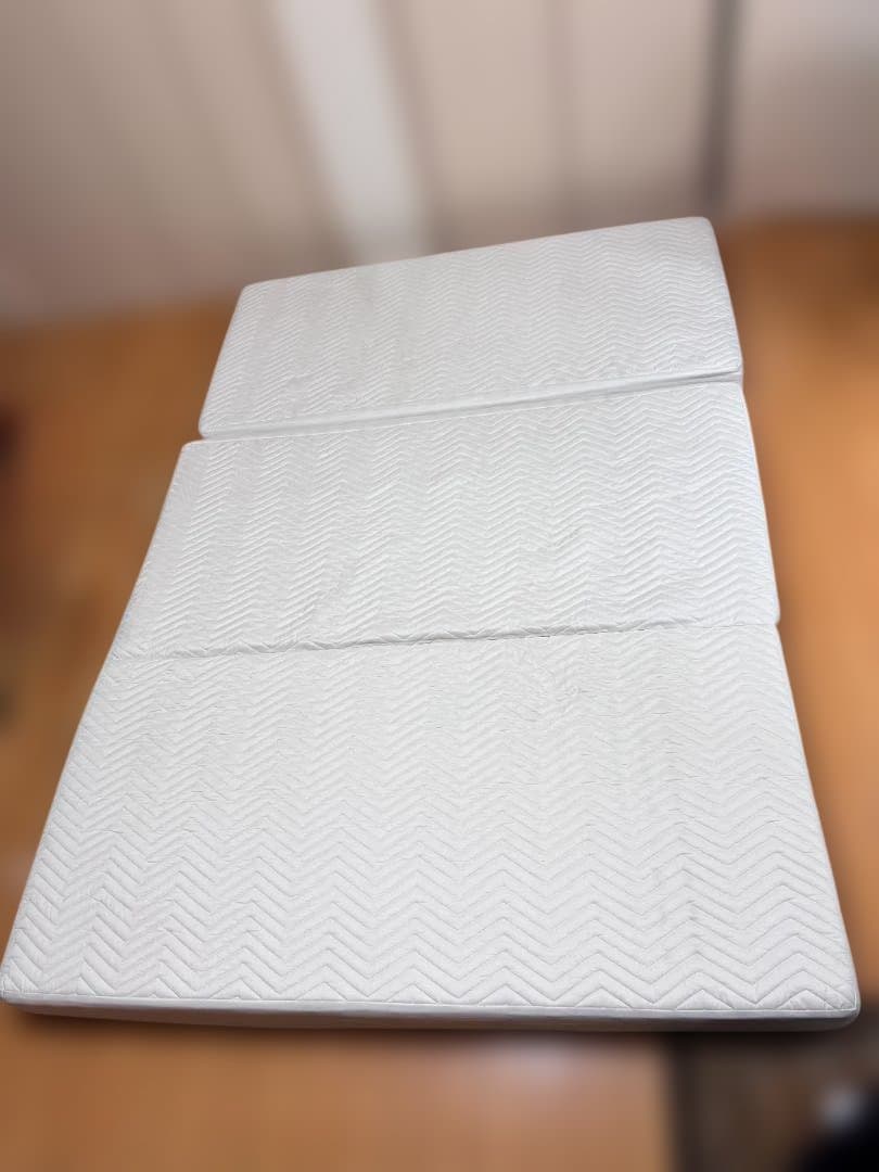 雲のやすらぎプレミアム 三つ折りマットレス ダブル ＋ やわもちフィットシーツ付