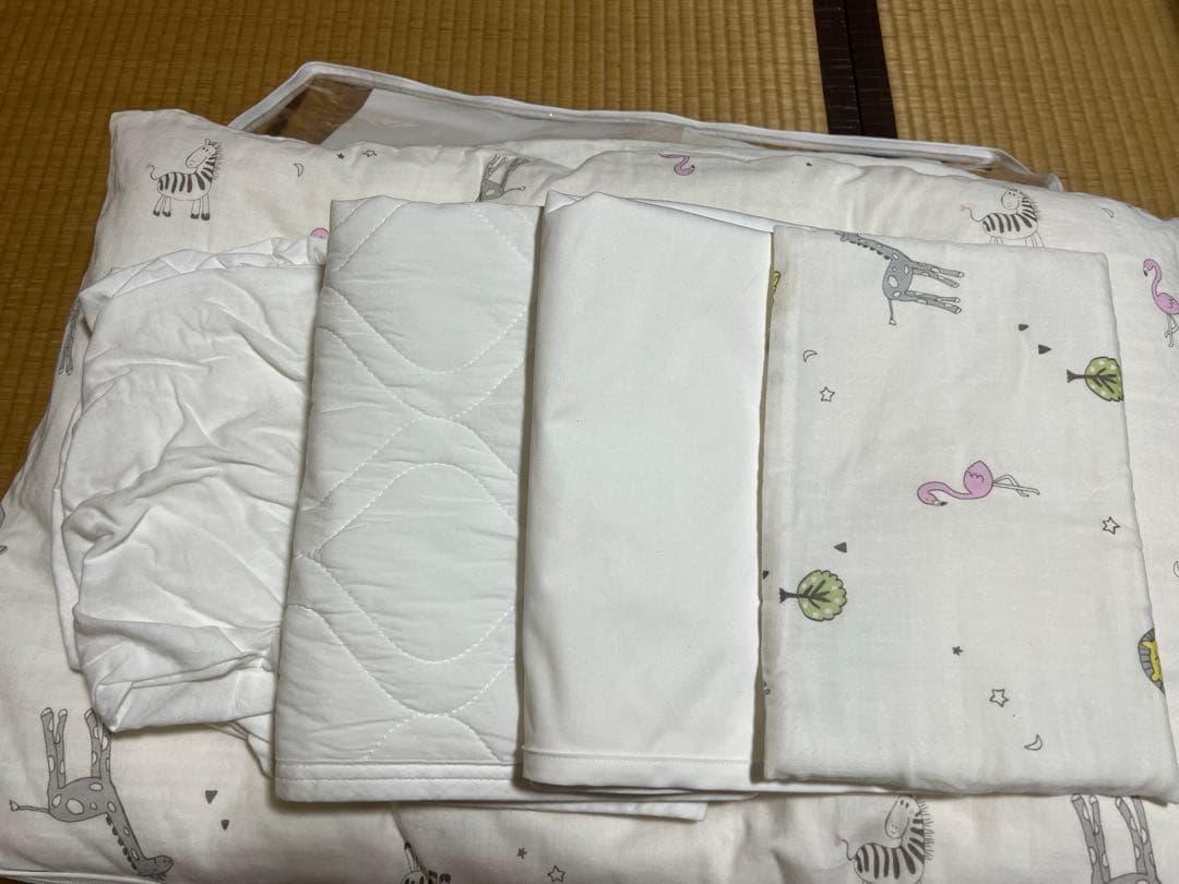 アップリカ　ミニベビー布団8点　ココネルエアー対応