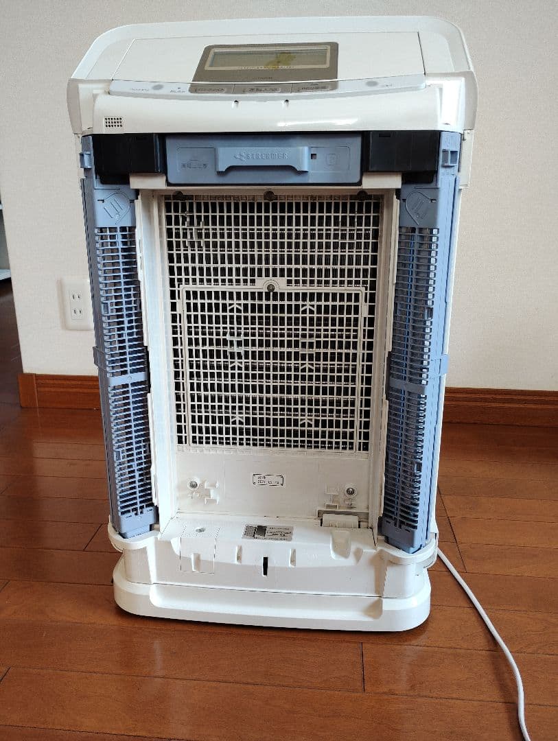 ダイキン 加湿ストリーマ空気清浄機 ACZ70P-W 2013年製