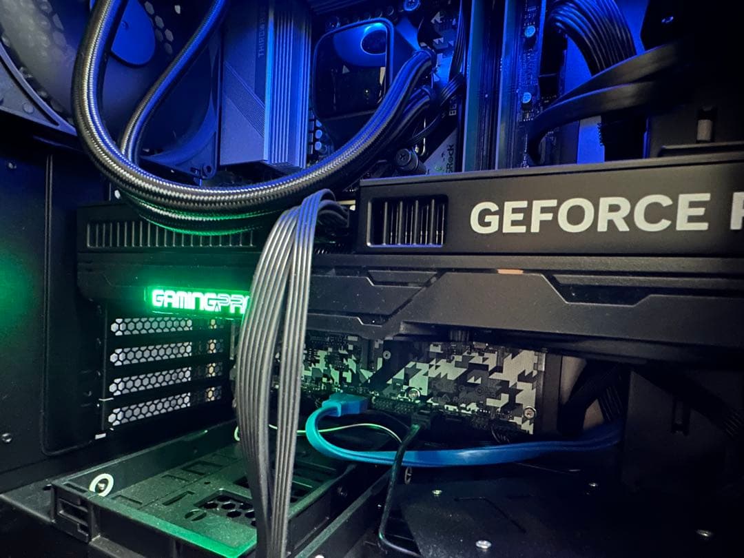 (箱無し・説明書無し) GEFORCE RTX5070ti