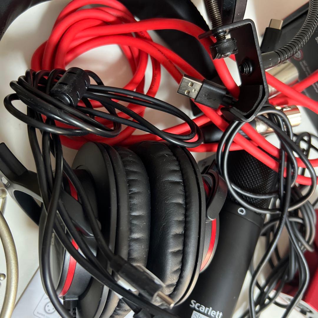 配信機器・PA機器・レコーディング機器 FOCUSRITE Scarlett SoloStudio