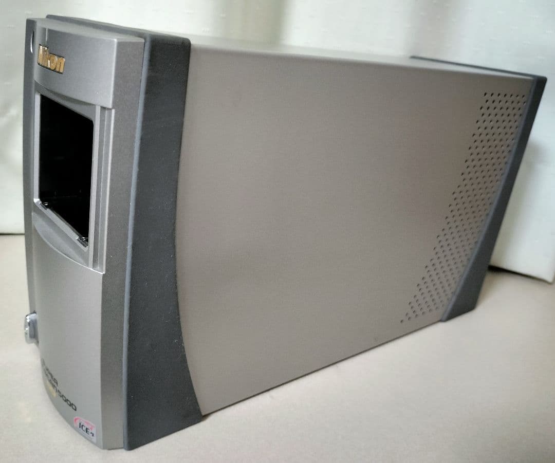 Nikon SUPER COOLSCAN 5000 ED フィルムスキャナー