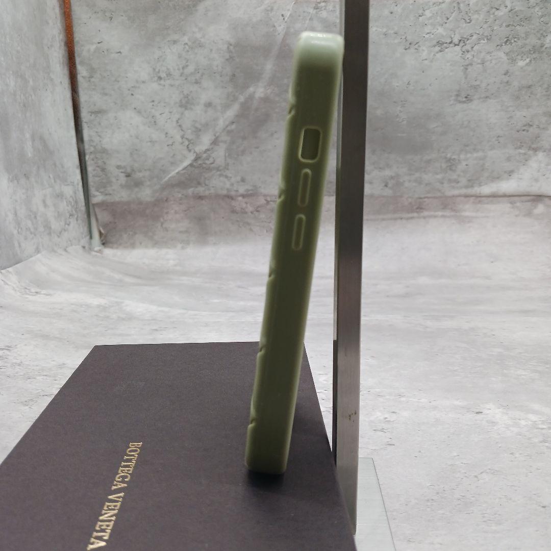 ✨美品✨ ボッテガヴェネタ iPhone 15 シリコンケース オリーブ