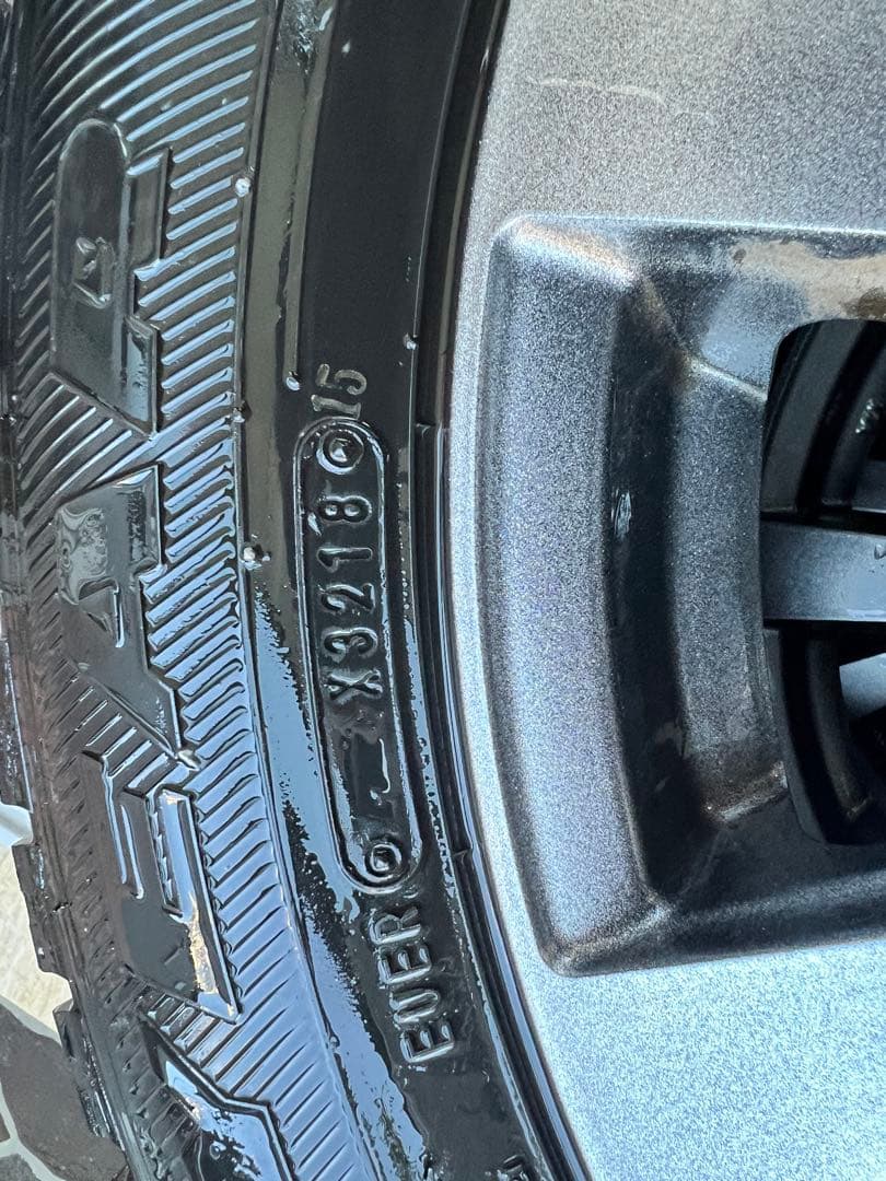 マナレイスポーツ 215/60R17 スタッドレス4本セット