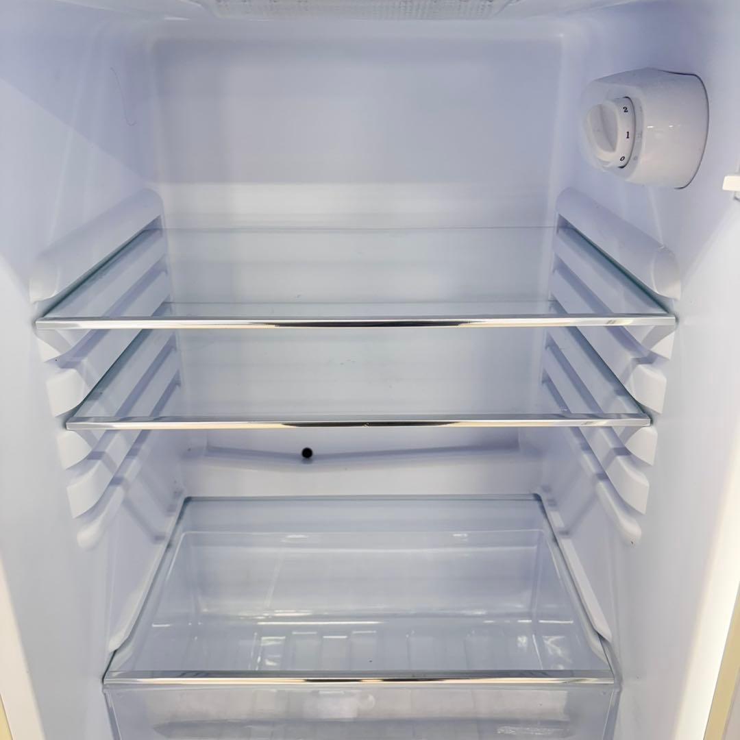 728レトロデザイン冷蔵庫　100L強　小型　一人暮らし　右開き　2ドア　お洒落