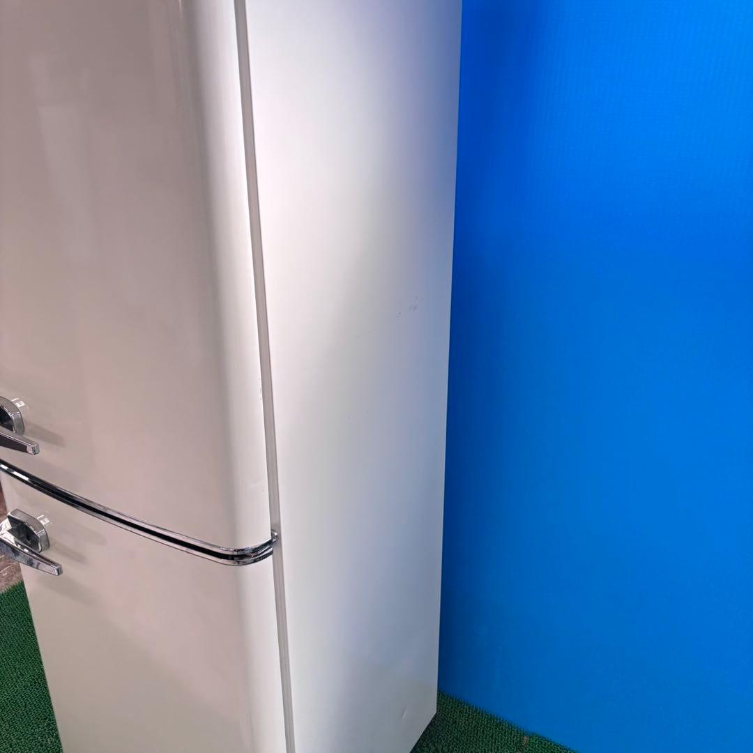 728レトロデザイン冷蔵庫　100L強　小型　一人暮らし　右開き　2ドア　お洒落