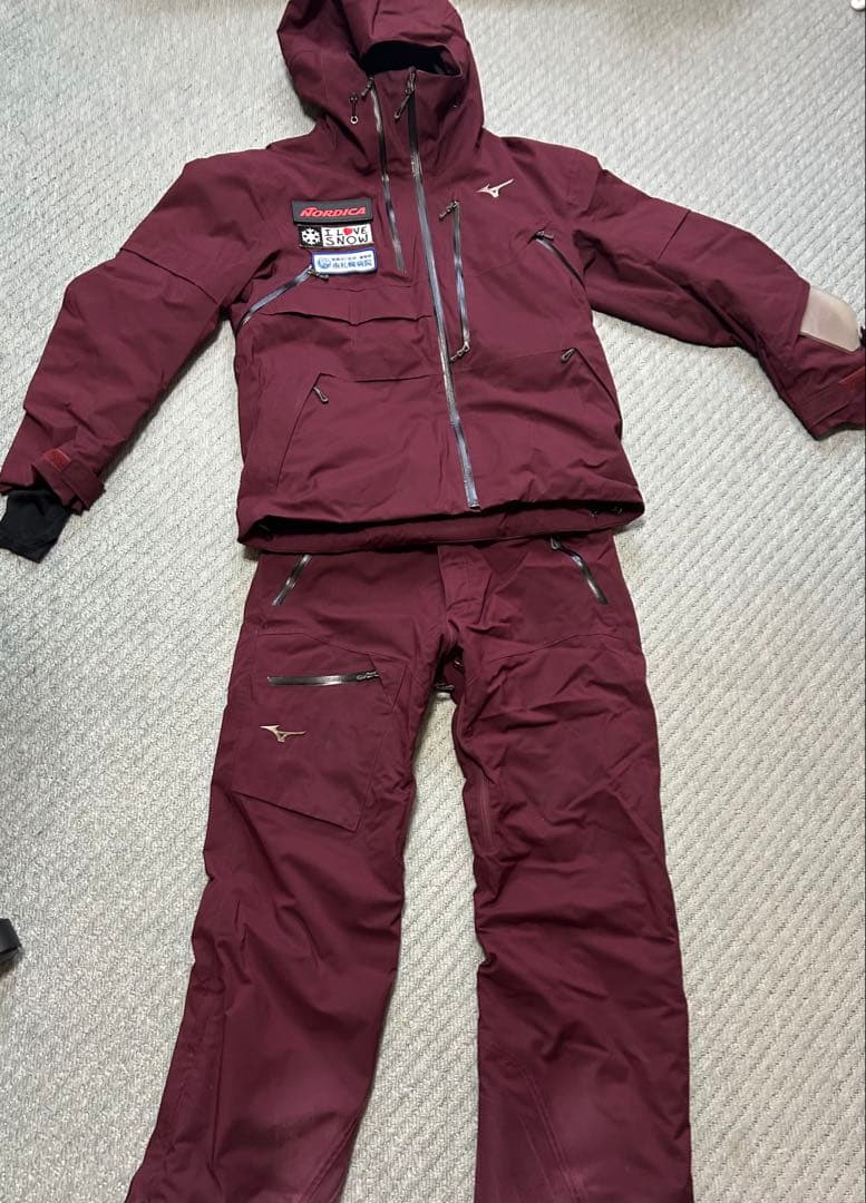 Mizuno バーガンディ スキーウェア