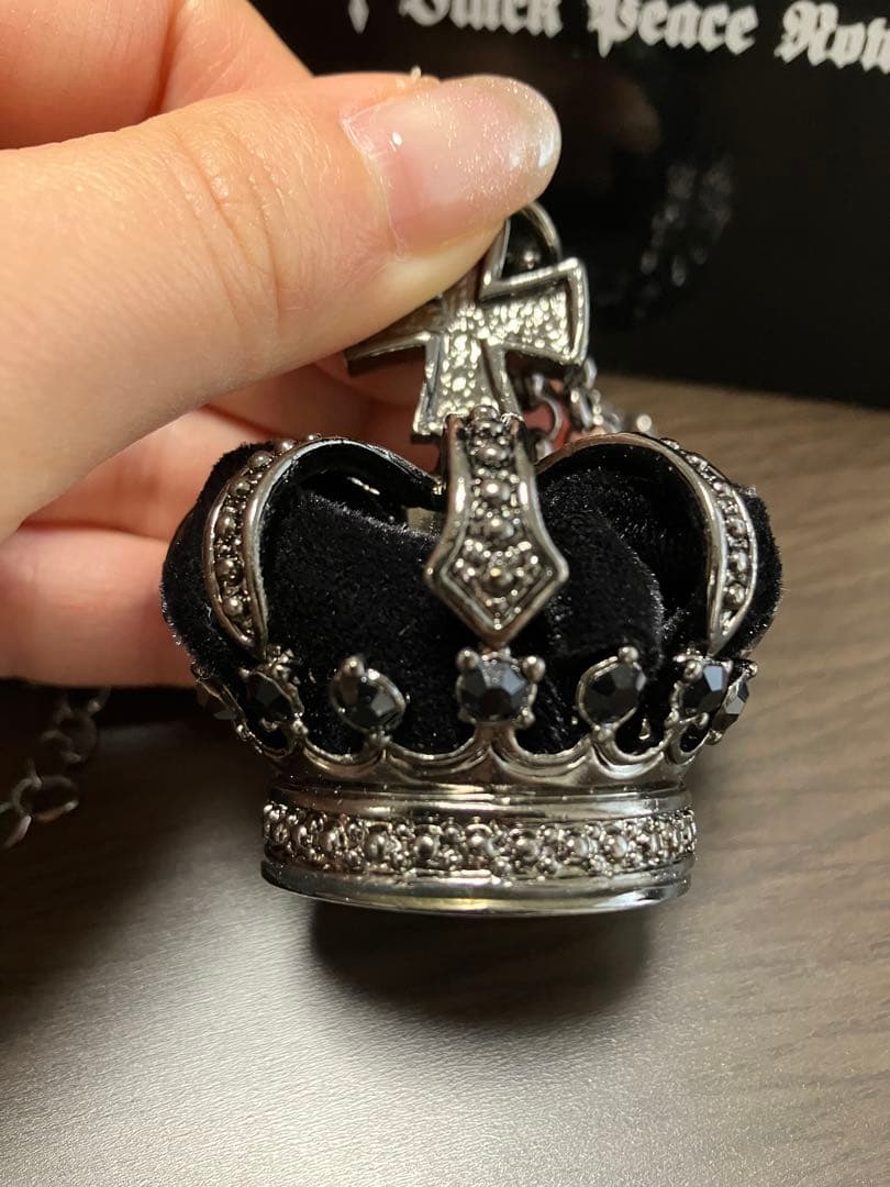 BLACK PEACE NOW クラウンネックレス ブラック