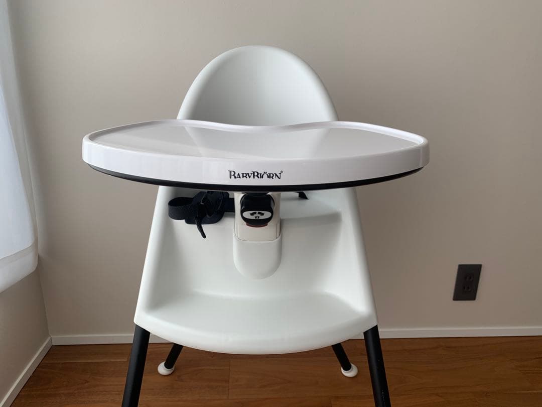 ベビービョルン　ハイチェア　 ホワイト