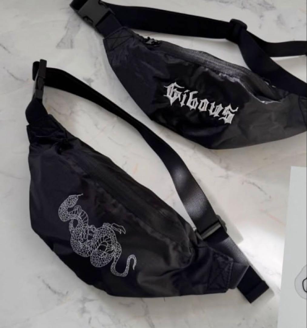 Popup限定ショルダーポーチ　gibous