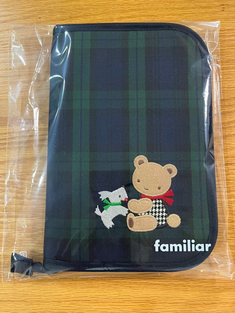 familiar 母子手帳ケース ブラックチェック柄　ファミリア