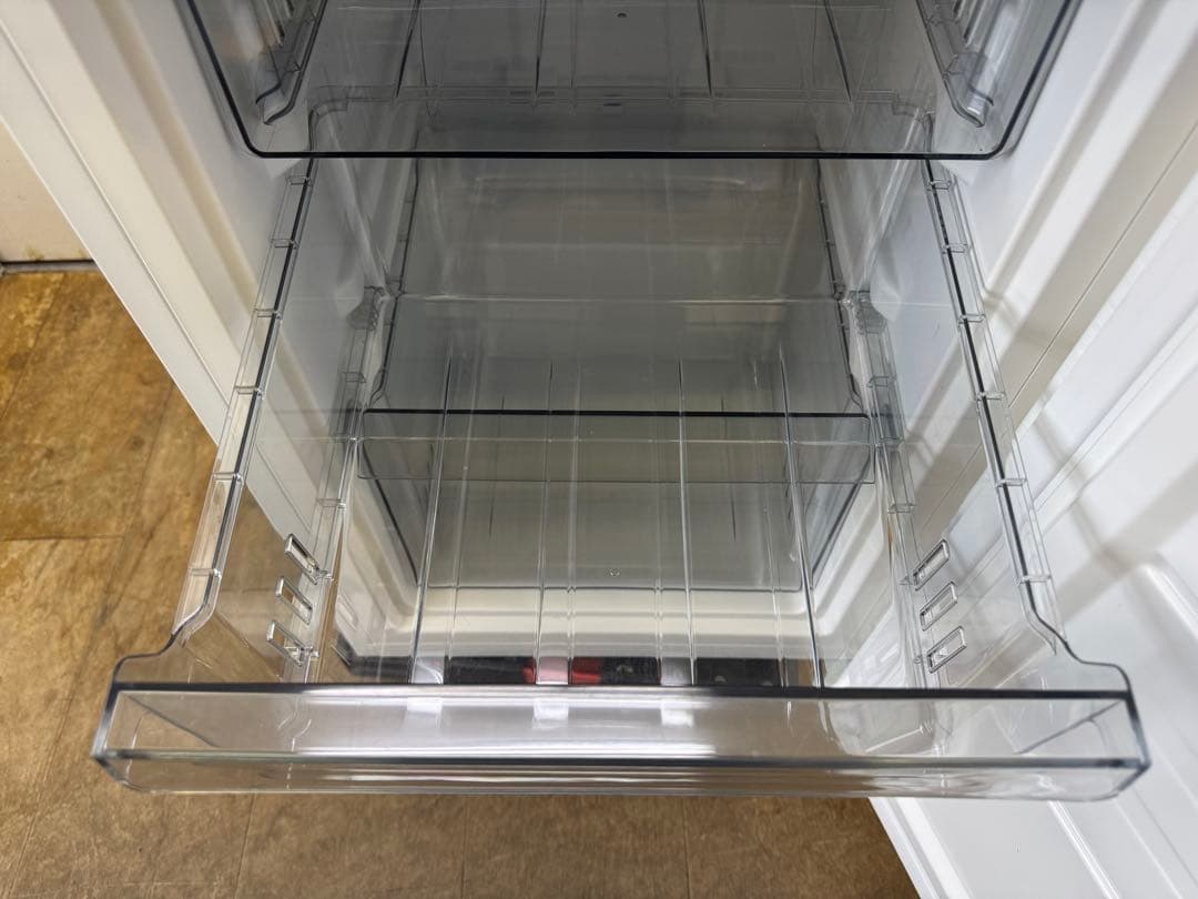 F057 Haier ２ドア　冷蔵庫　2023年　JR-SY15AR