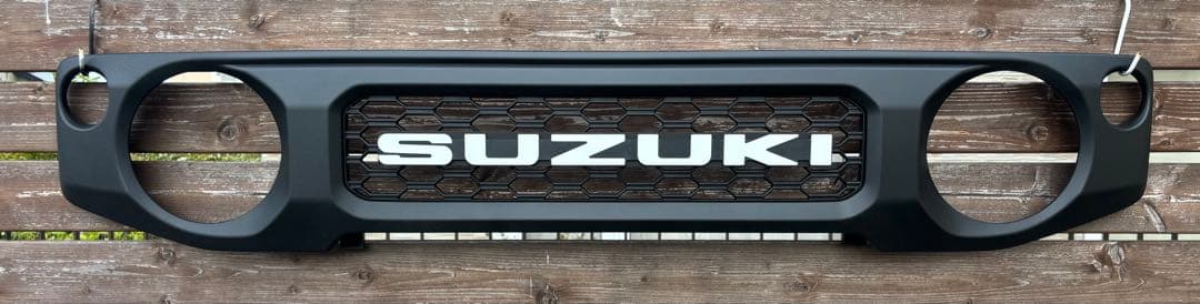 ジムニーjb64/74 ユルクラフトSUZUKI白文字バージョン　完成グリル