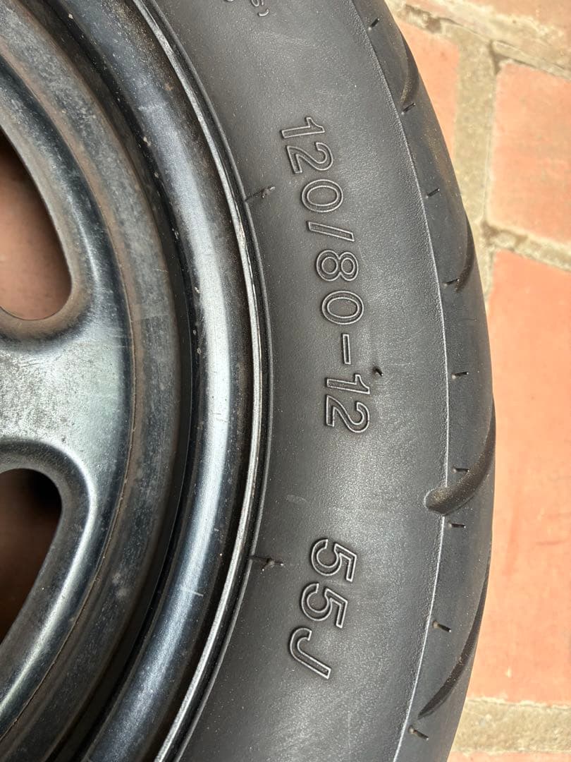 ズーマー　リアタイヤ付きホイール　12インチ　ハブ付き　ポン付け