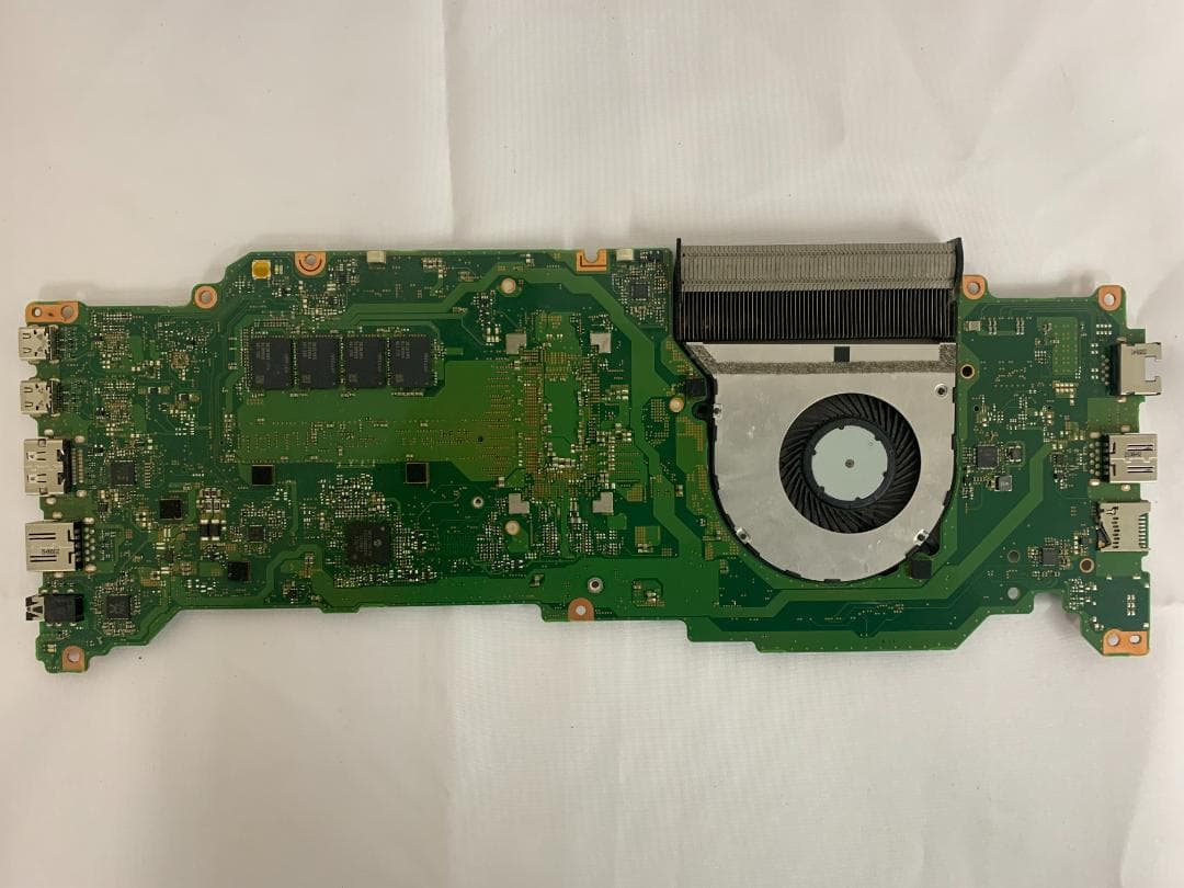 【動作確認済】2代目 Dynabook G83/HS マザーボード ①