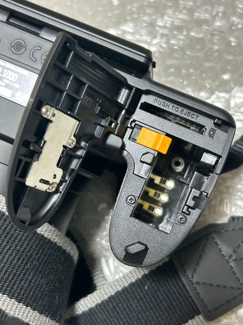 デジタルカメラ FUJIFILM FINEPIX SL1000