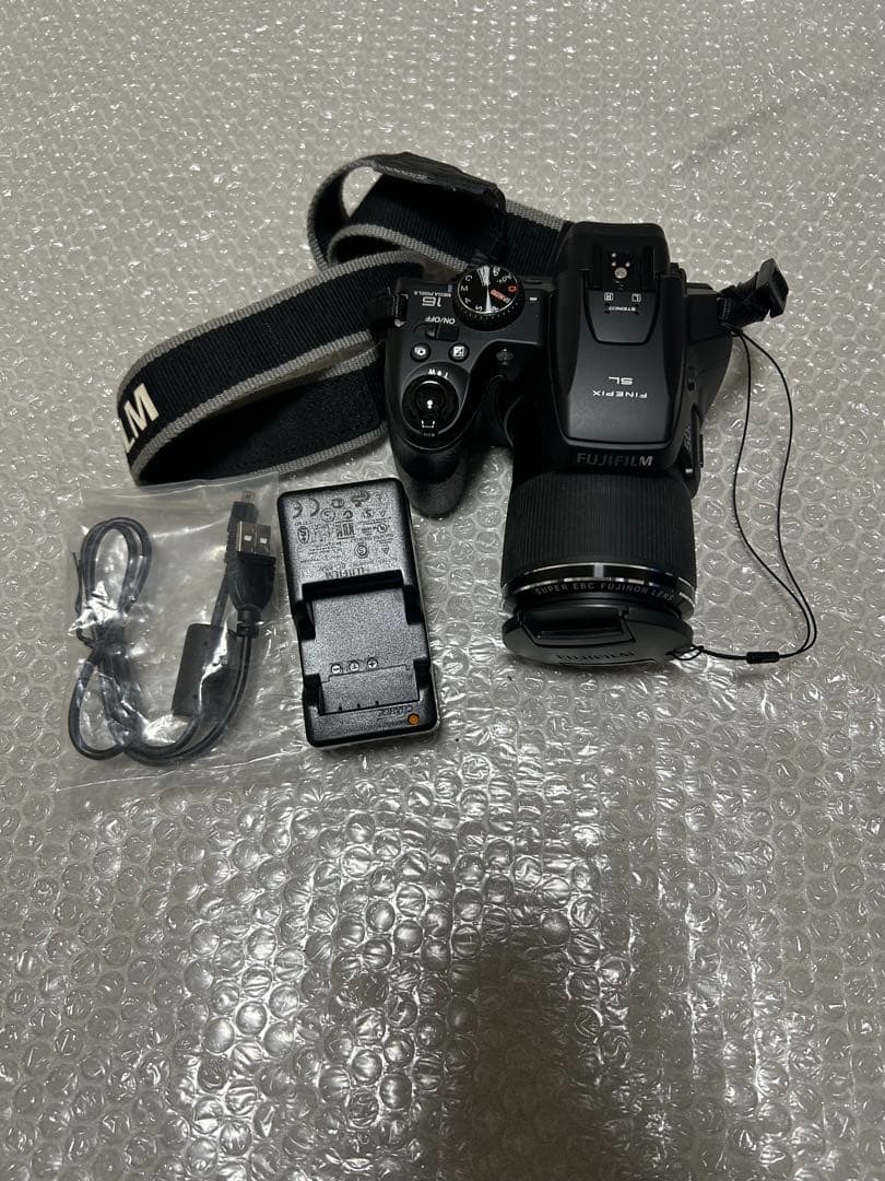 デジタルカメラ FUJIFILM FINEPIX SL1000
