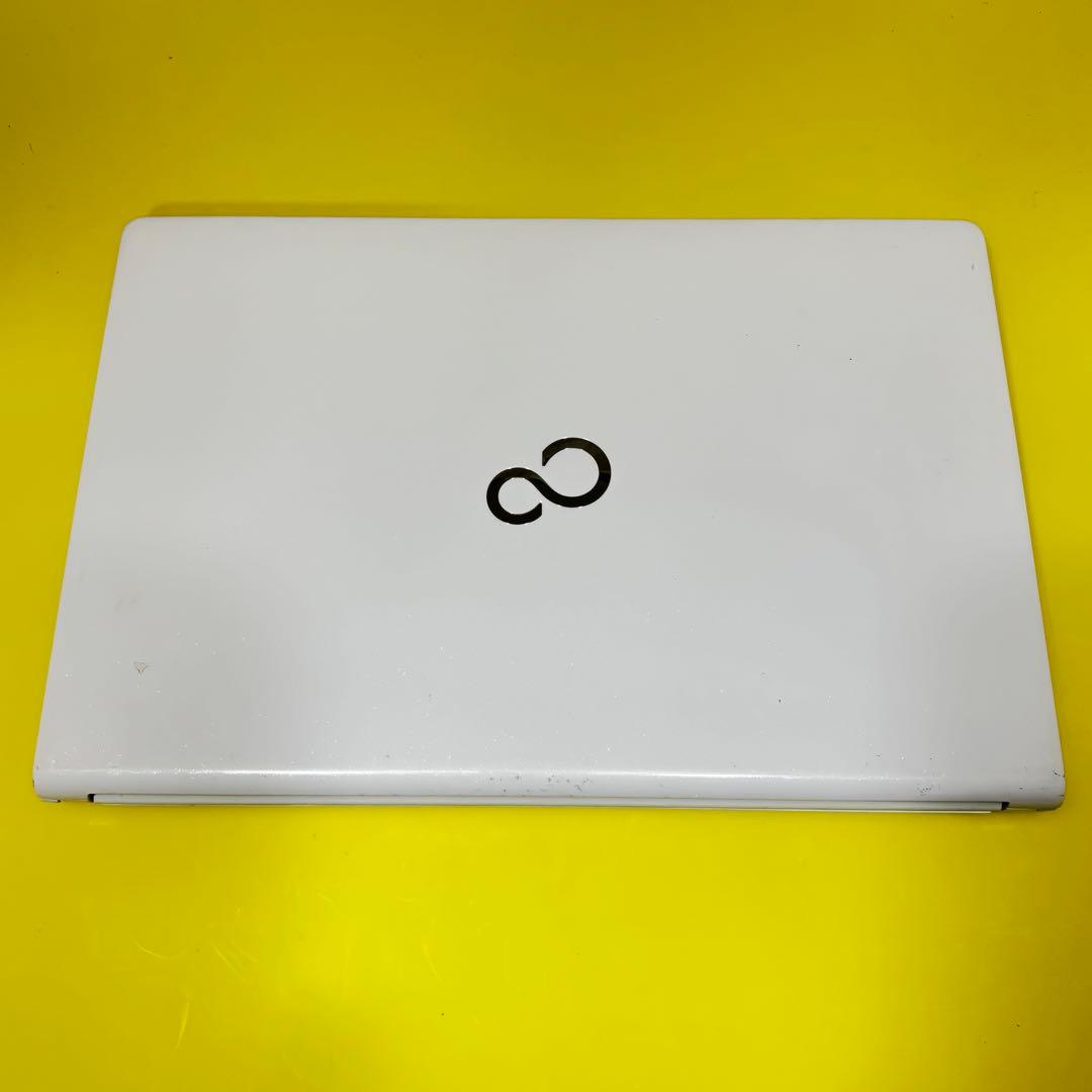 7世代i5！13.3型富士通ノートPC★SSD搭載で動作サクサク★Office付