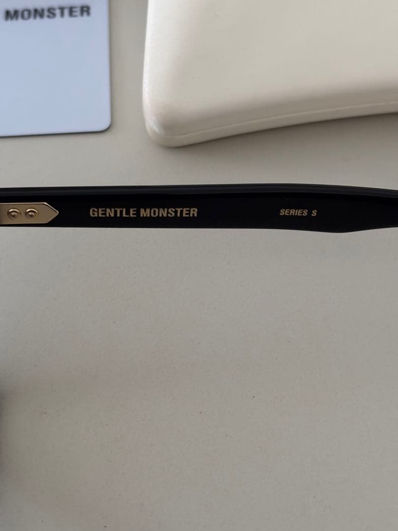 GENTLE MONSTER DADIO サングラス