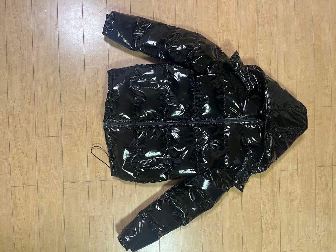 UK、US drip トラップスターテカテカダウンジャケット