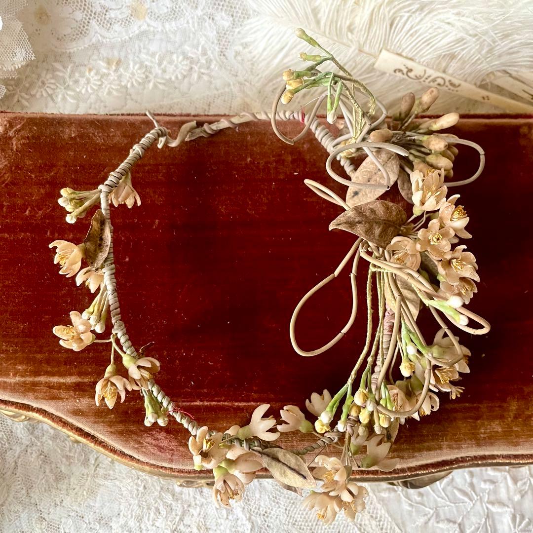 ワックスフラワーティアラ　花冠　ヘッドドレス　マリアージュ　フランスアンティーク