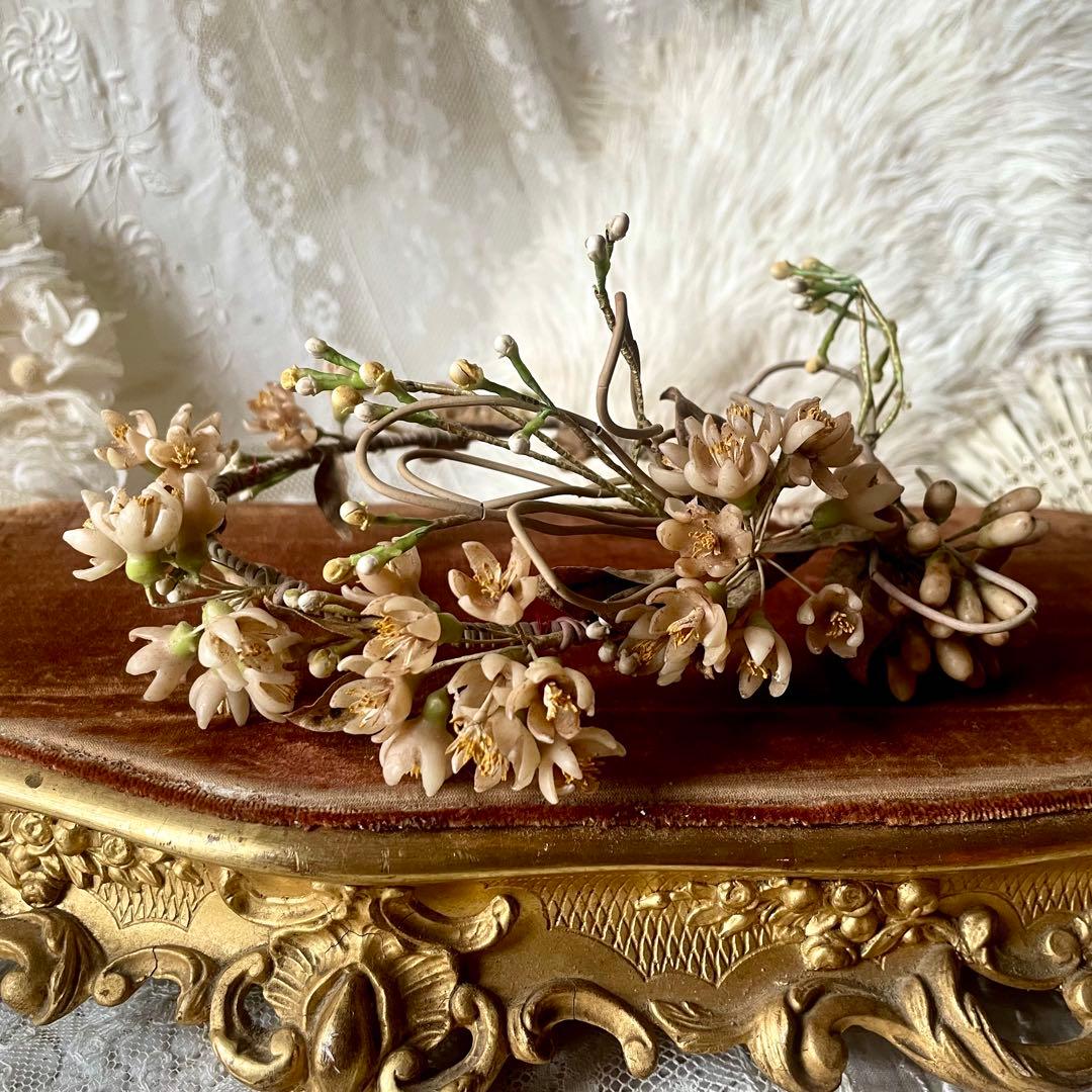 ワックスフラワーティアラ　花冠　ヘッドドレス　マリアージュ　フランスアンティーク