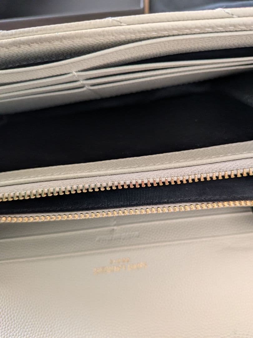 SAINT LAURENT オフホワイト 長財布