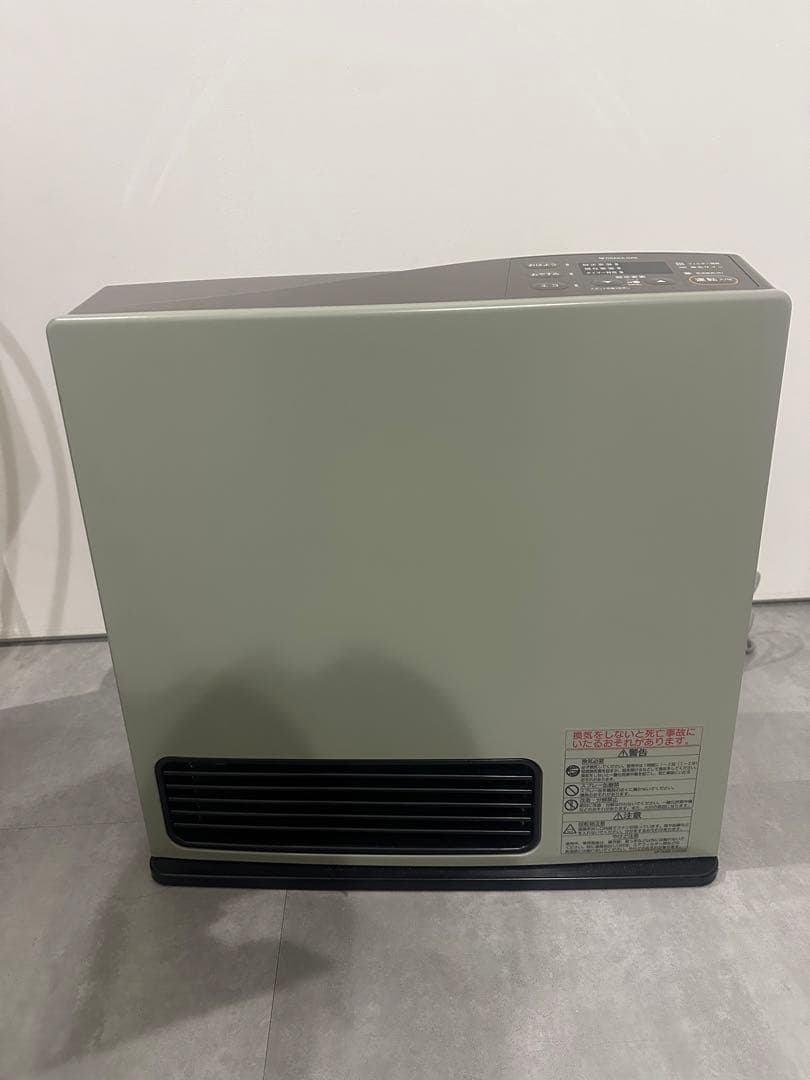 ガスファンヒーター RC-Y4001E 都市 11畳〜15畳 24年製