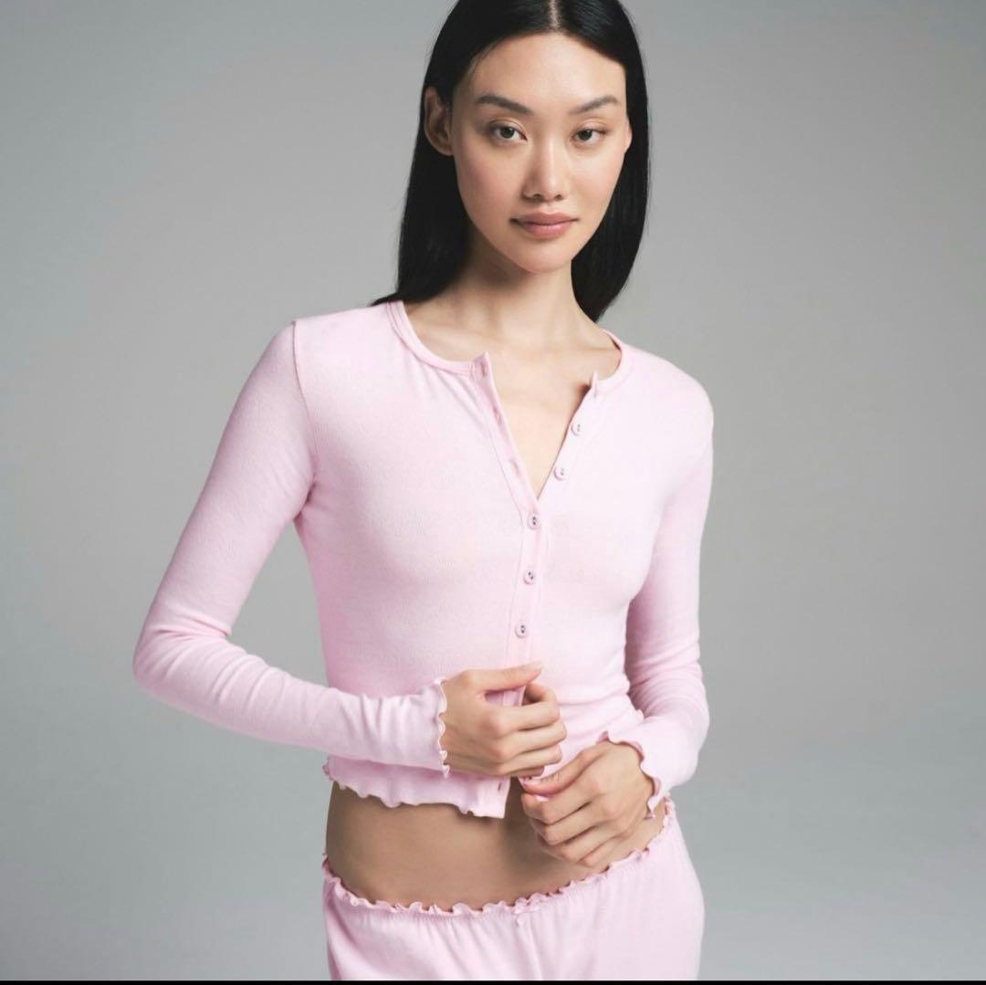 ピンク 長袖カーディガン セットアップ　skims