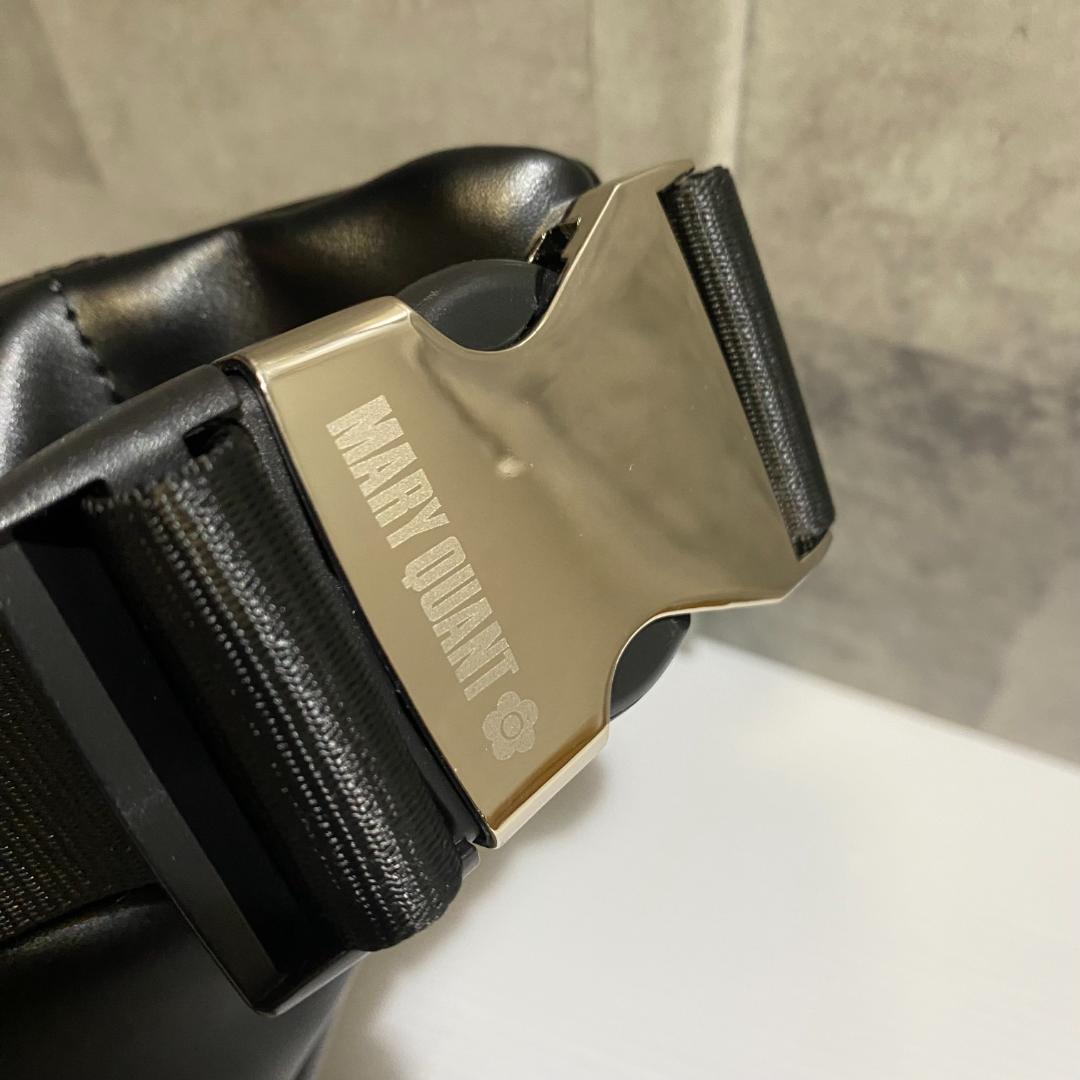 【未使用級】MARY QUANT　レザーボディバッグ