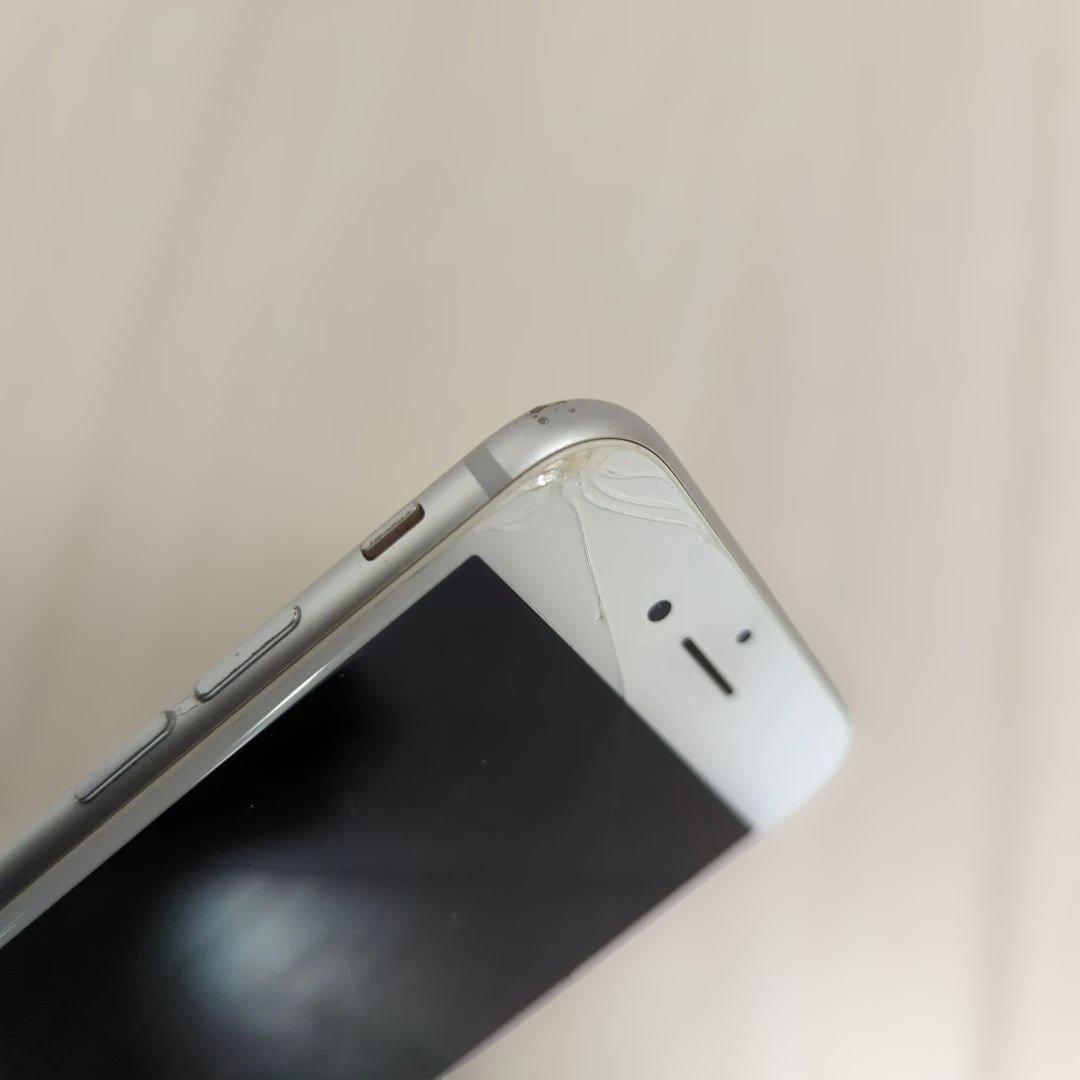 iPhone8 シルバー 64GB 本体