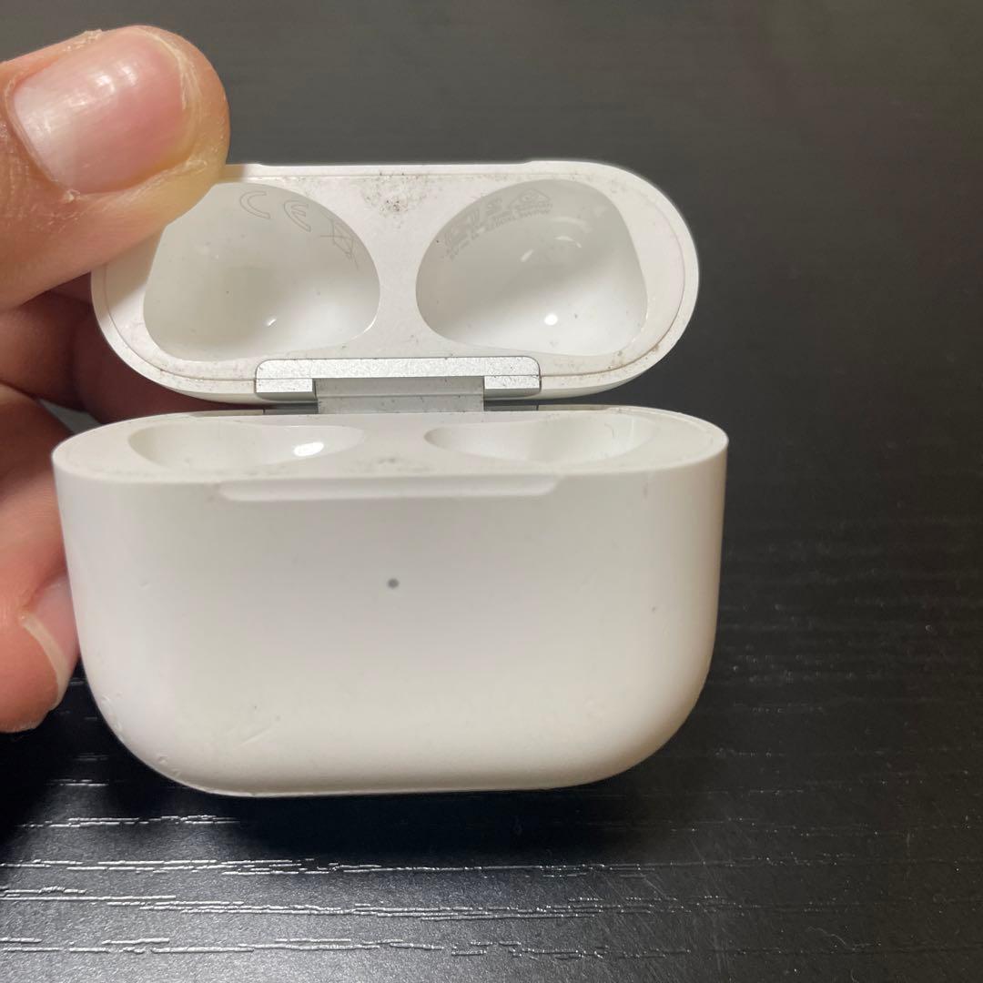AirPods Pro (ケースのみ)