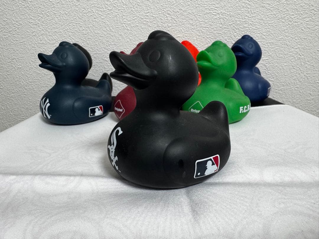 F.C.Real Bristol FCRB ラバーダック 7個セット MLB