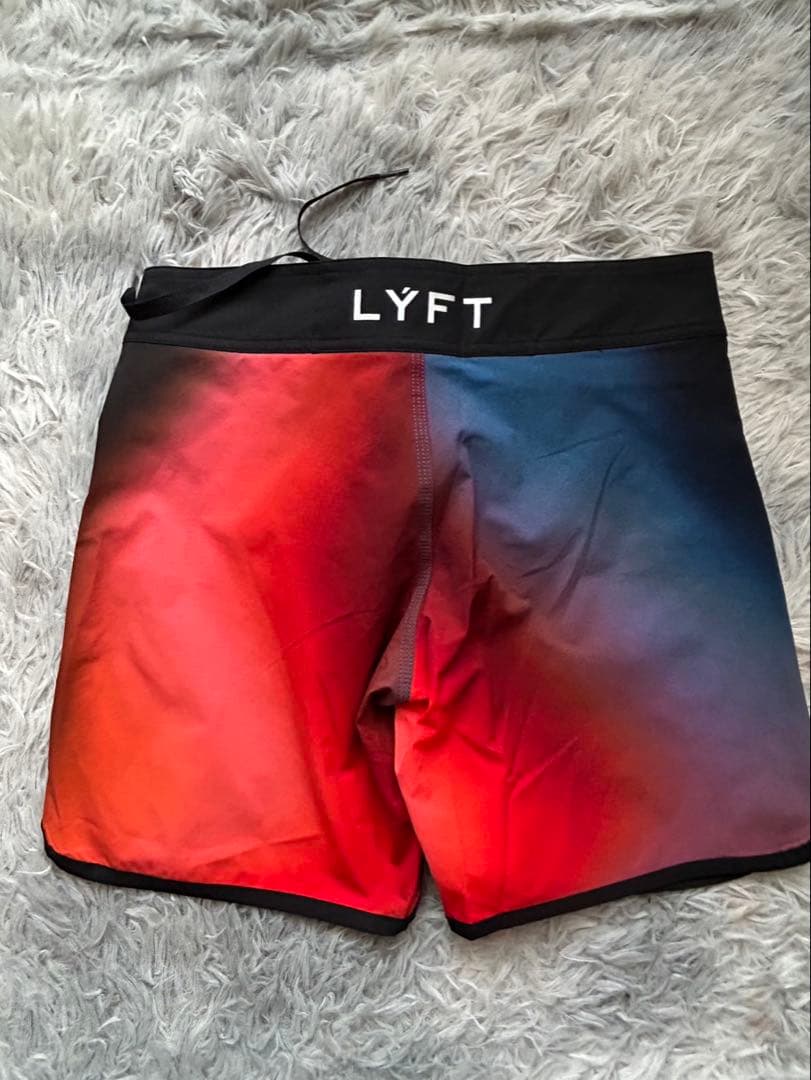 リフト　ステージショーツ　LÝFT