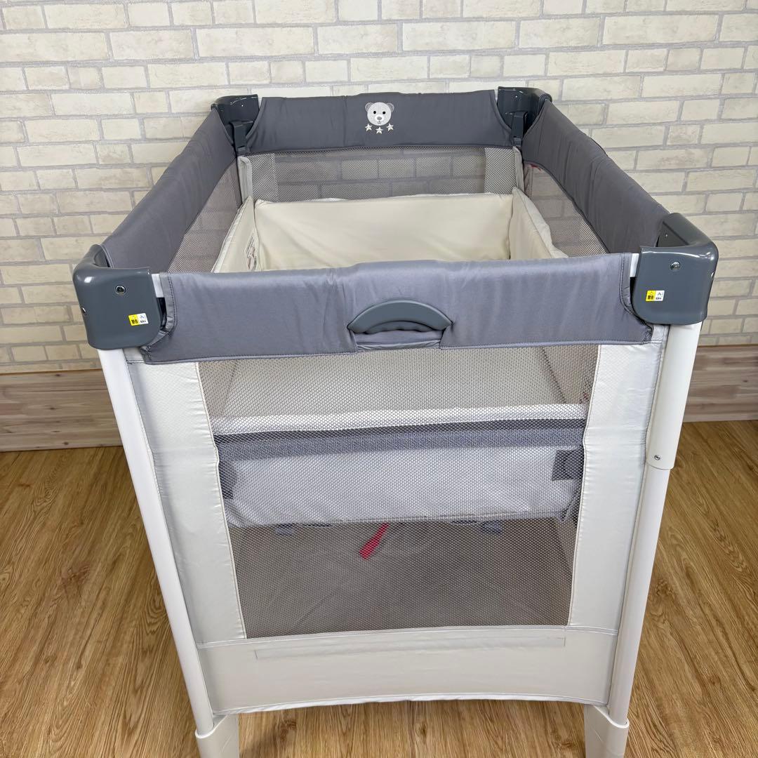 アップリカ　ココネルエアーAB グレーベア　ベビーベッド