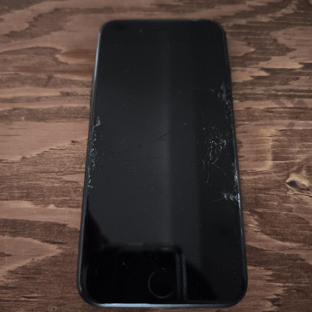 Apple iPhone SE（第2世代） 64GB ブラック SIMフリー