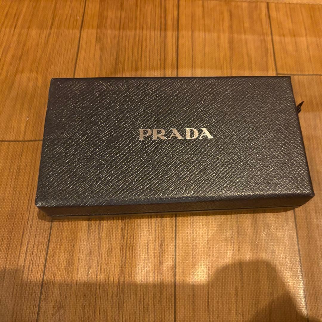 PRADA ブラックレザー iPhone14pro用ケース