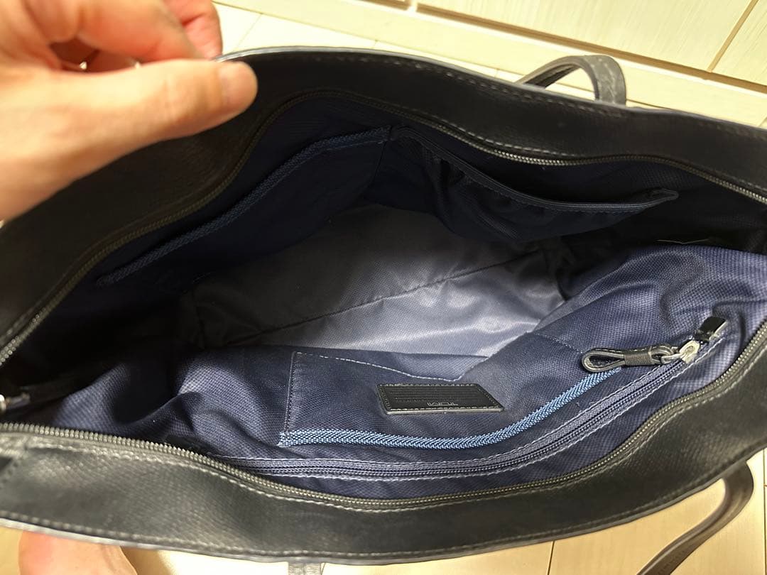 TUMI トートバッグ