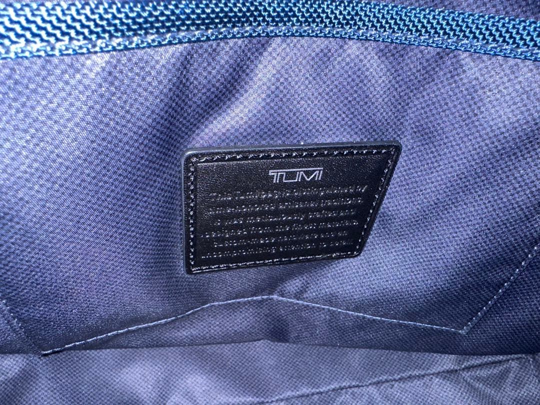 TUMI トートバッグ
