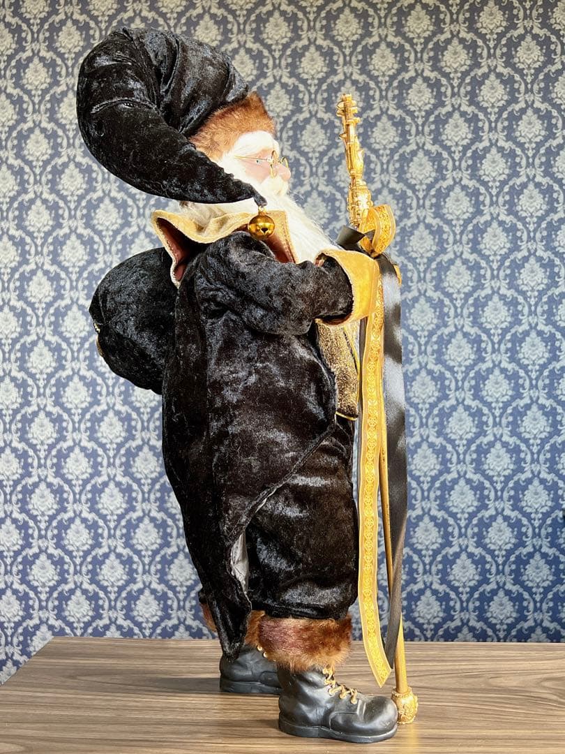 【期間限定値下げ】ブラック　サンタクロース　クリスマス　置物　人形