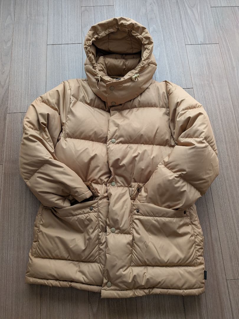 MONCLERモンクレールPARISパリス 青タグ