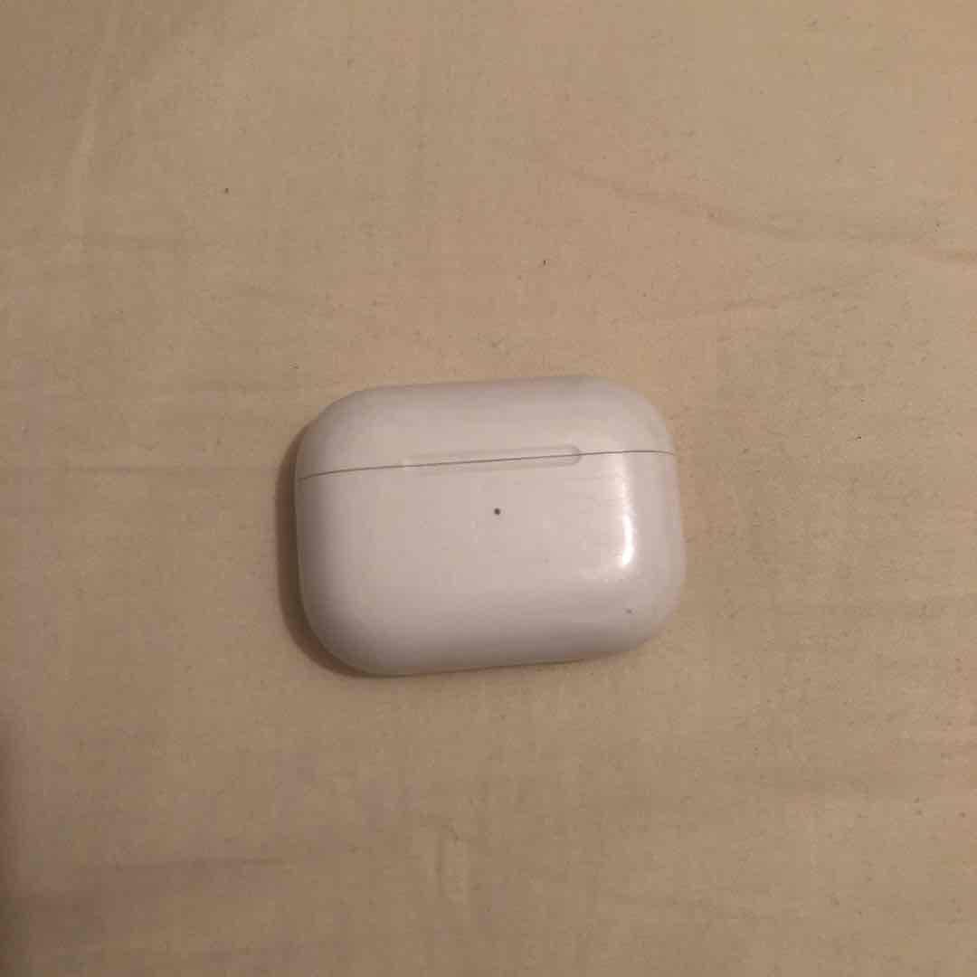 Apple AirPods Pro ※中古品　片耳のみ※