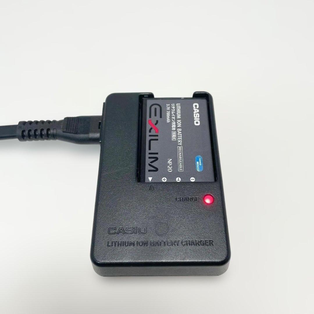 CASIO デジカメ EXILIM ZOOM EX-Z11 7.2Mピクセル