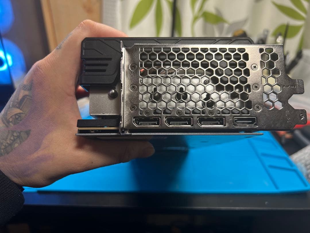 グラフィックボード・グラボ・ビデオカード Palit Gamerock RTX 4070 Ti Super 16GB