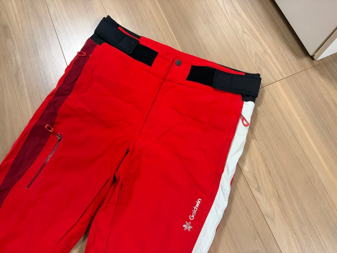 ★定価10万★お洒落　ゴールドウィン　スキーウエア 上下セットSAJ デモ技術選