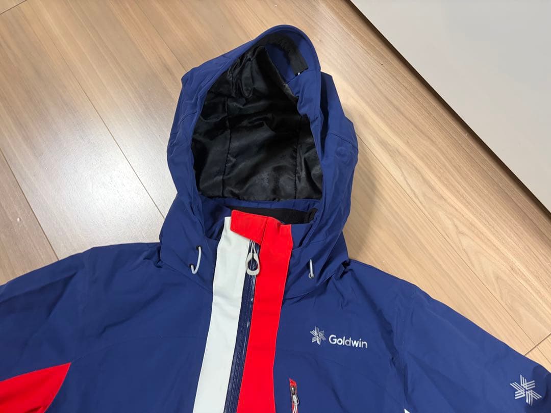 ★定価10万★お洒落　ゴールドウィン　スキーウエア 上下セットSAJ デモ技術選