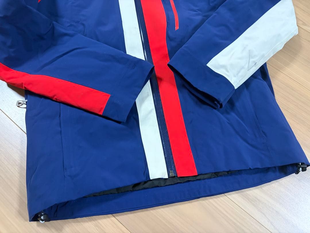 ★定価10万★お洒落　ゴールドウィン　スキーウエア 上下セットSAJ デモ技術選