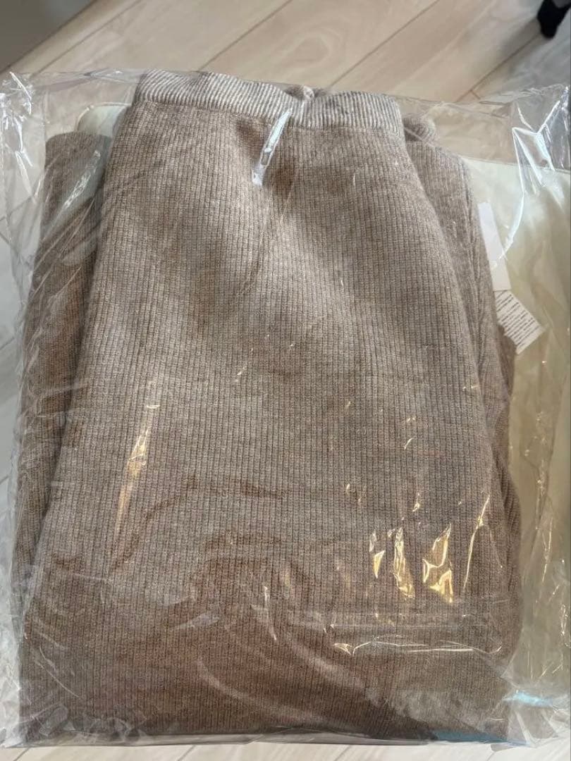 Lumireドルマンニット&スカートSET UP(2set) - ベージュ