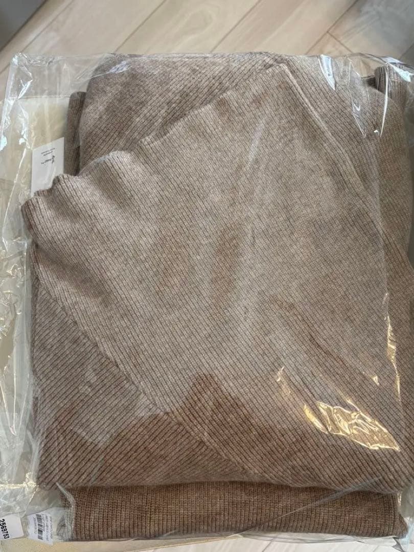 Lumireドルマンニット&スカートSET UP(2set) - ベージュ