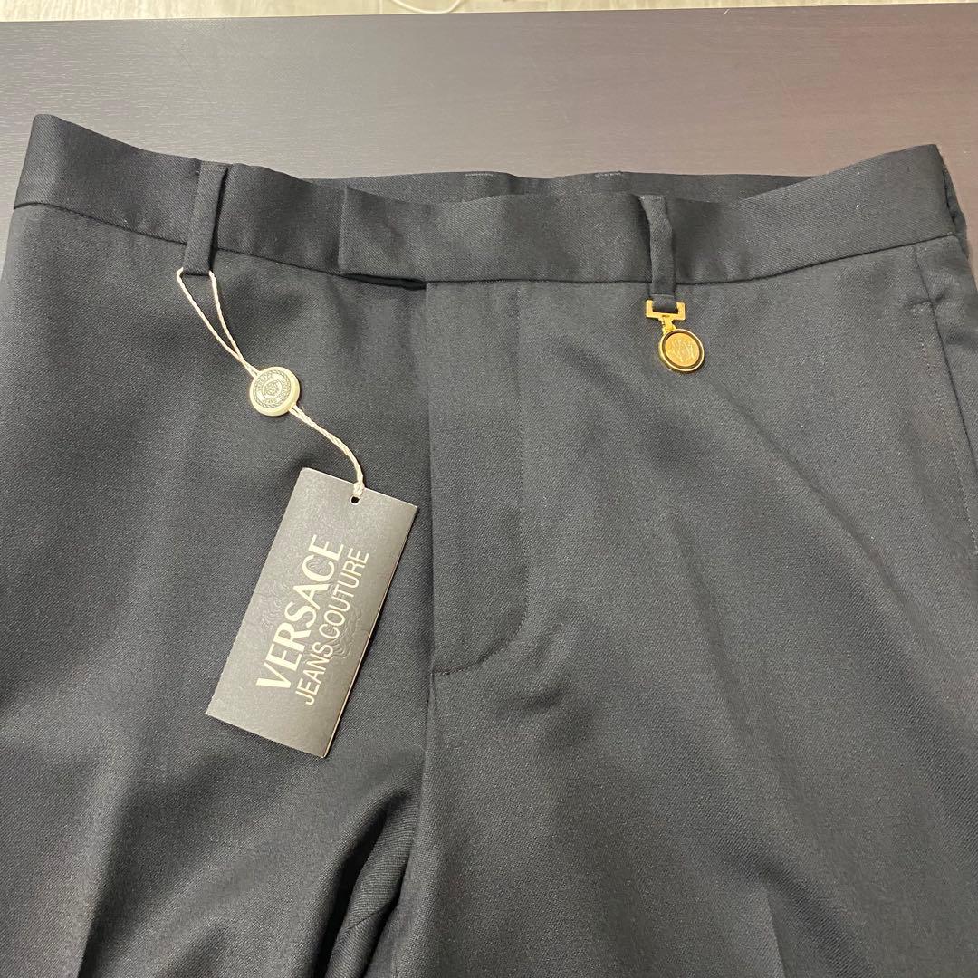 新品　ヴェルサーチ　メンズ　パンツ　スラックス　メデューサ　48　チャームタグ付